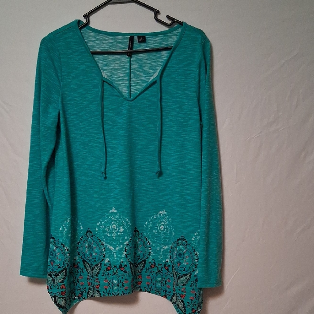 New Directions Teal Long Sleeve Women's Top Keyhole Neck Asymetric Hem Size L